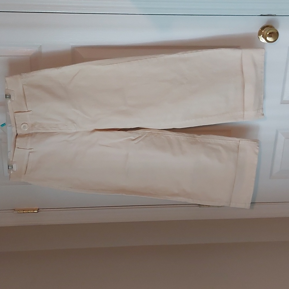 New! High Waisted Crops